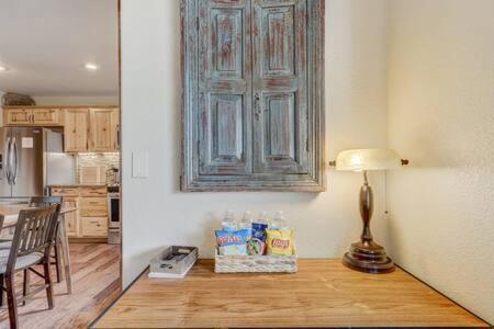 Cabin~Views~Heart Of Town~W&D~Fireplace~Kitchen Woodland Park Eksteriør bilde